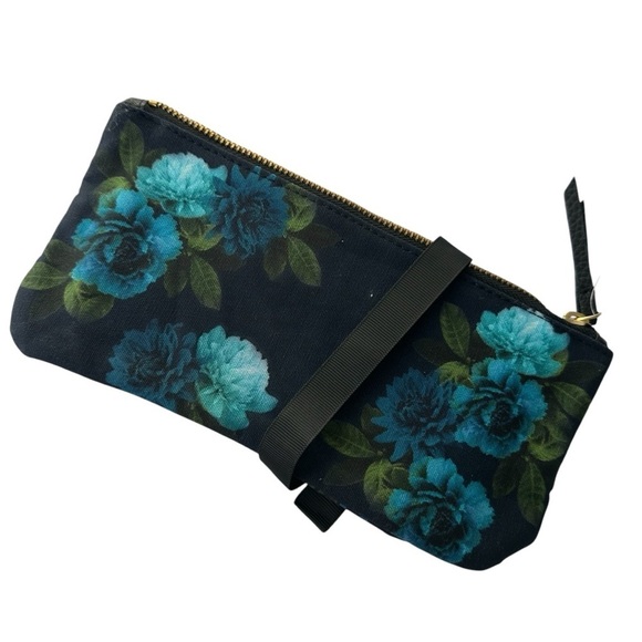J. Jill Gift Set: Floral Cosmetic Zipper Pouch and Matching Journal - Picture 9 of 9